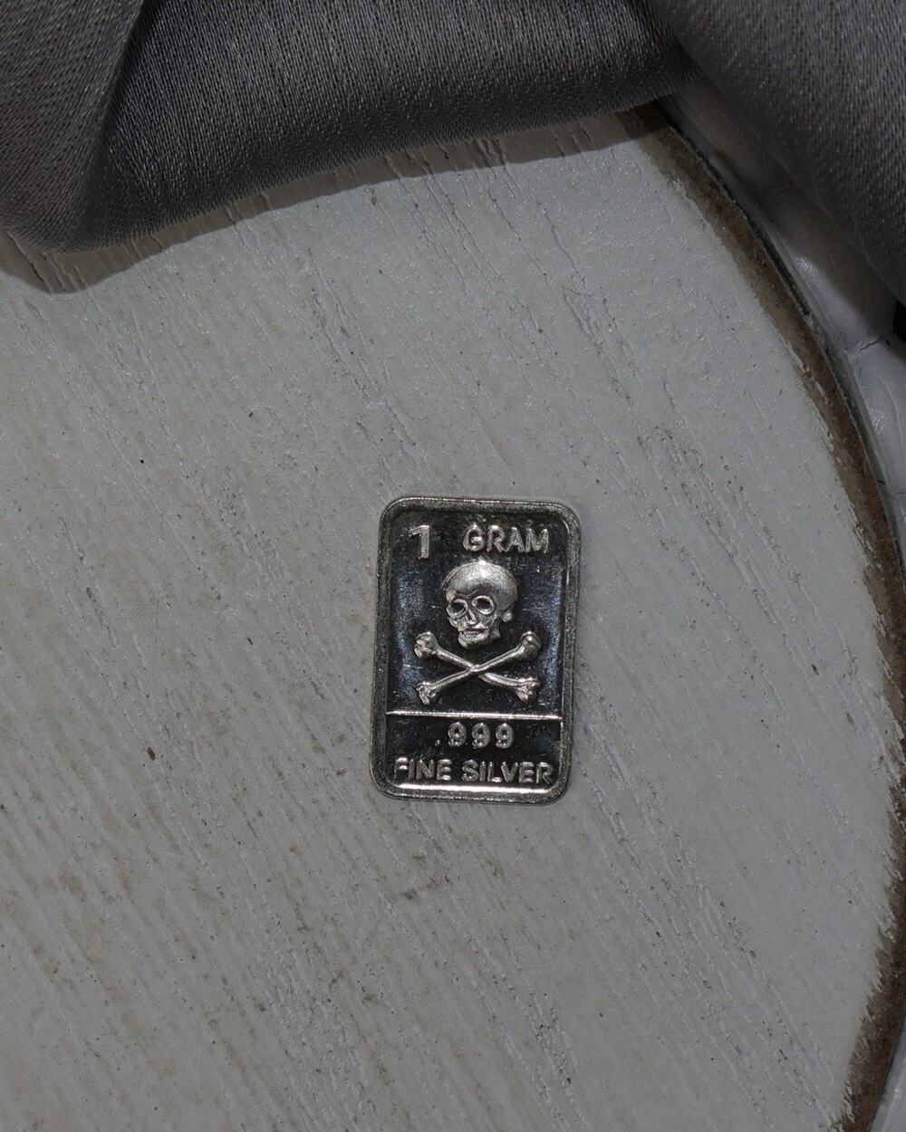 .999 Fine Silver Skull & Crossbones Bar 1G / 0.5in